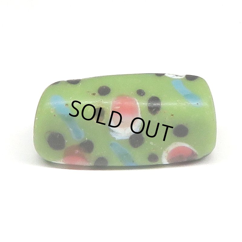 画像2: グリーンのファンシーアイ (2)