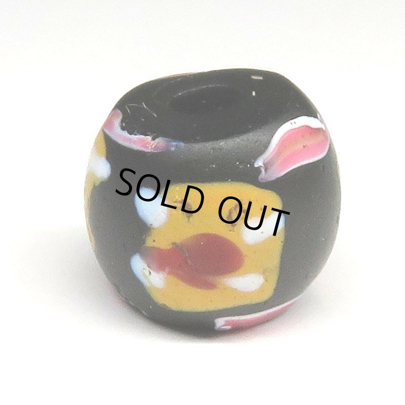 画像2: 黒のファンシーアイ (2)