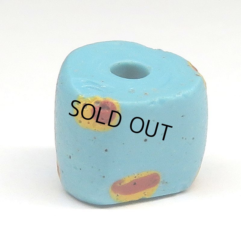 画像2: ブルーのファンシーアイ (2)