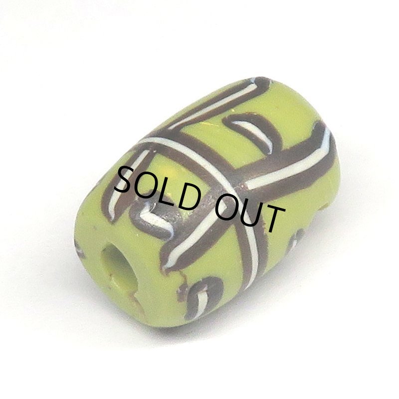 画像1: 鶯色のファンシーアイ美玉 (1)