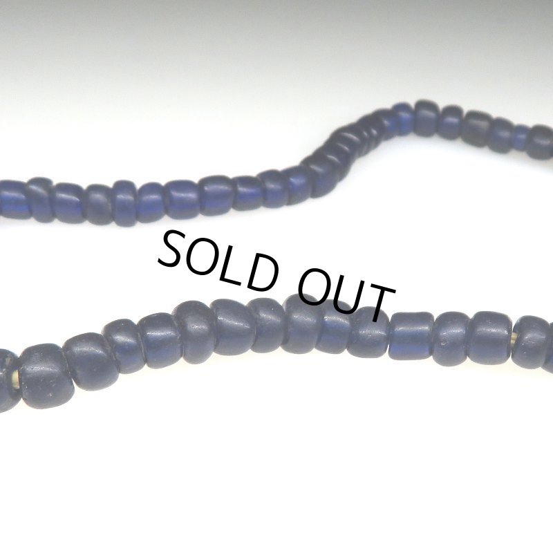 画像3: ナガ族瑠璃色クリア小粒　短連 (3)