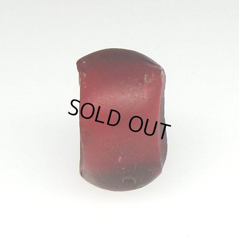 画像3: 濃赤ホワイトハーツ 多面体 (3)