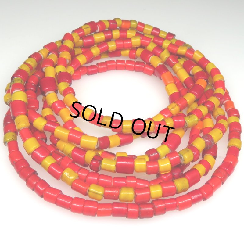 画像1: 山吹色+濃赤チューブ型ホワイトハーツ　超ロング連 (1)