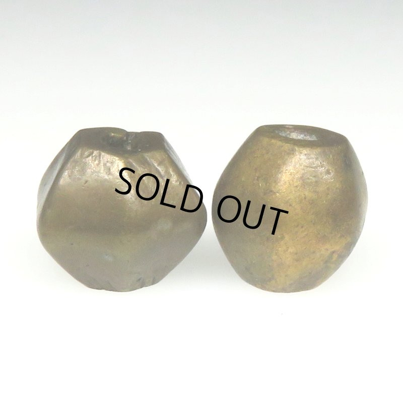 画像2: 西アフリカ真鍮ビーズ大　2個セット (2)