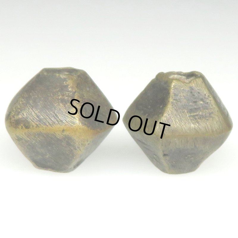 画像1: 西アフリカ真鍮ビーズ大　2個セット (1)