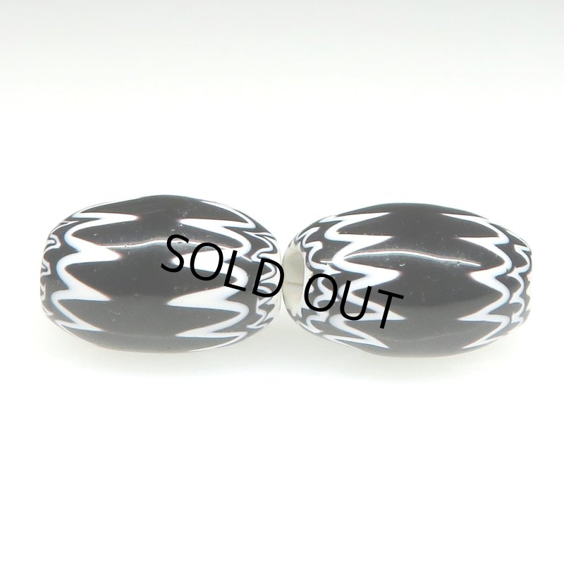 画像3: ブラックシェブロン小粒　2個セット (3)