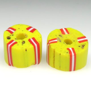 ヴェネチア製アンティークトレードビーズ（とんぼ玉）・スジ玉（カンネ