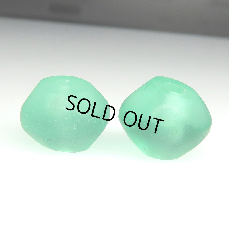 画像1: ウランガラス　緑小2個セット (1)