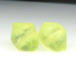 画像3: ウランガラスビーズ　黄色2個セット (3)