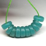 画像1: ウランガラス ディスク型 青緑10個セット(複数在庫あり) (1)