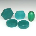 画像4: ウランガラスビーズいろいろ5個セット (4)