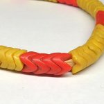 画像2: スネークビーズ 山吹色+朱色+α短連 (2)