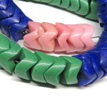 画像2: 大スネークビーズ　グリーン＋ネイビー+ピンク短連 (2)