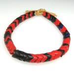 画像1: スネークビーズ 赤+黒短連 (1)