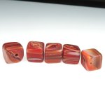 画像3: 渋赤マーブルビーズ　キューブ型5個セット（複数在庫あり） (3)