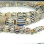 画像3: 古4層シェブロン　ロング連 (3)