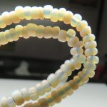 画像4: オパール乳白のシードビーズ連（複数在庫あり） (4)