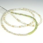 画像1: 白系のシードビーズミックス連（ウランガラスも） (1)