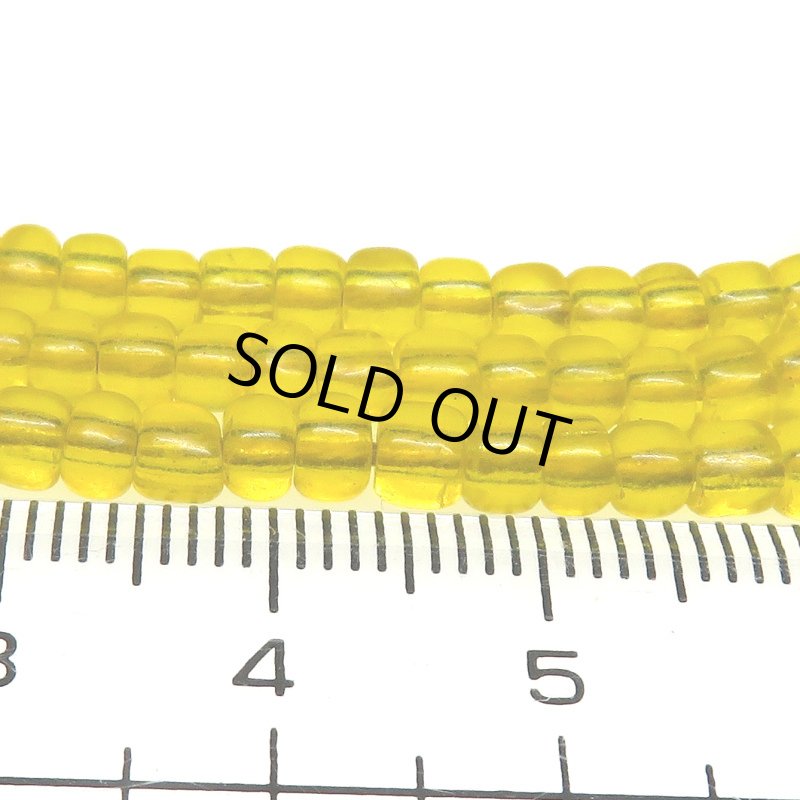 画像2: クリアイエローのシードビーズ連 (2)