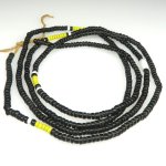 画像1: 黒のシードビーズ連 (1)