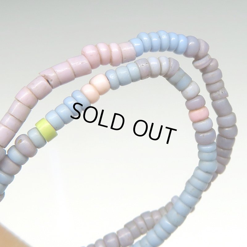 画像4: 薄ピンク+ピンクグレー+ブルーグレー極小シードビーズ連 (4)