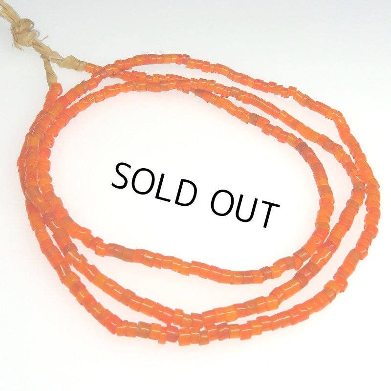 画像1: 極小オレンジ色チューブ型ホワイトハーツ連 (1)