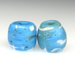 画像2: ミルキーブルーのファンシーアイ　2個セット (2)