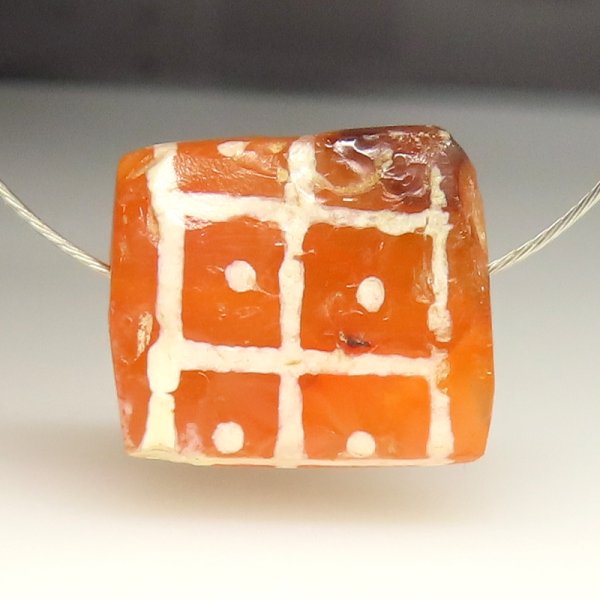 Antique天然石ビーズ/エッチドカーネリアンEched carnelian/エッチド