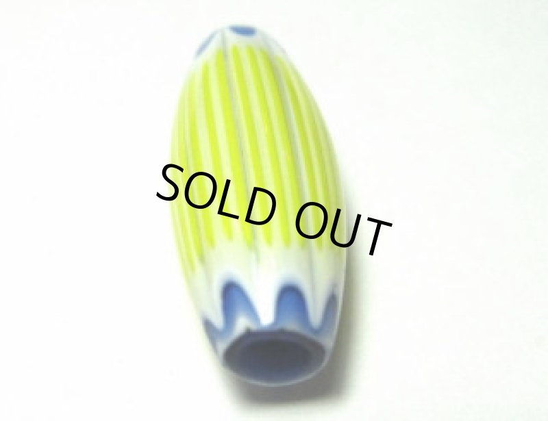 イエローストライプシェブロン