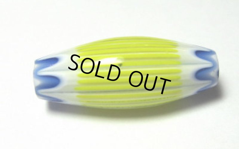 イエローストライプシェブロン