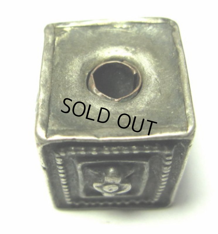 ゴールデントライアングル少数民族伝世シルバービーズ