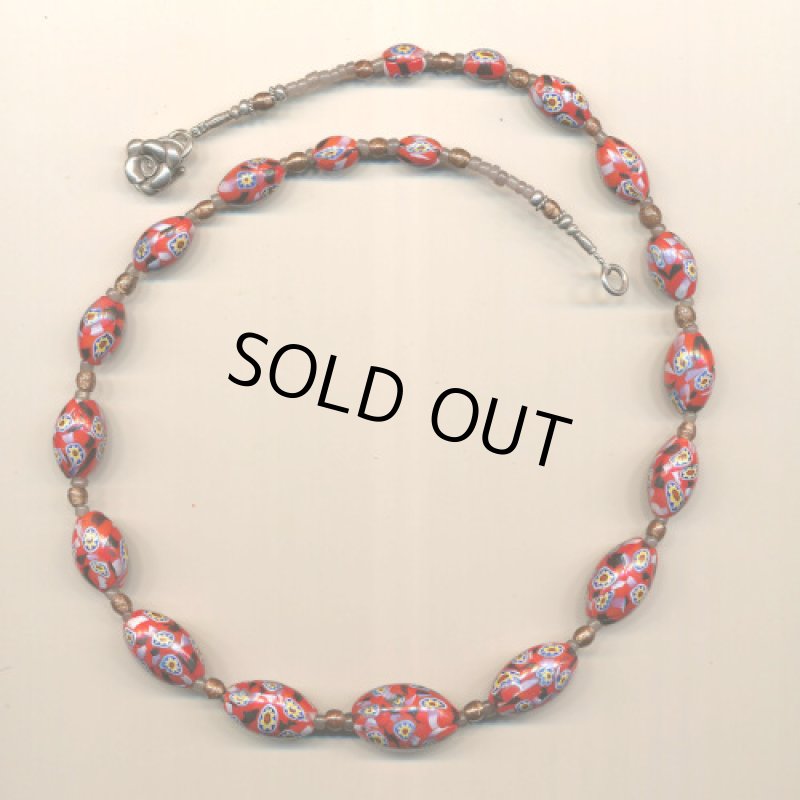 赤いミルフィオリのネックレス