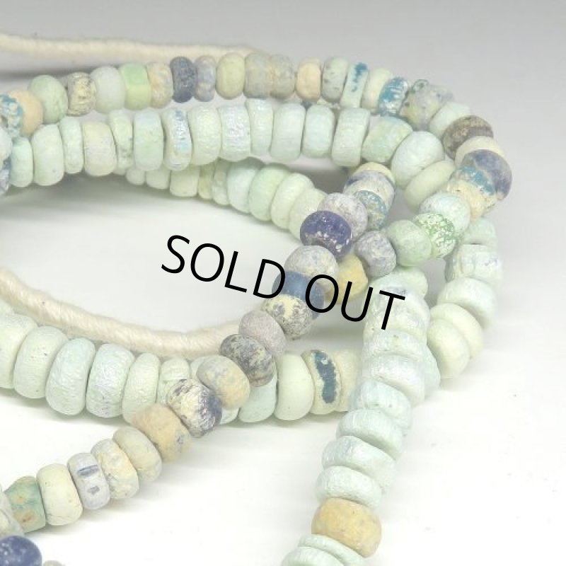 銀化ニラビーズ連