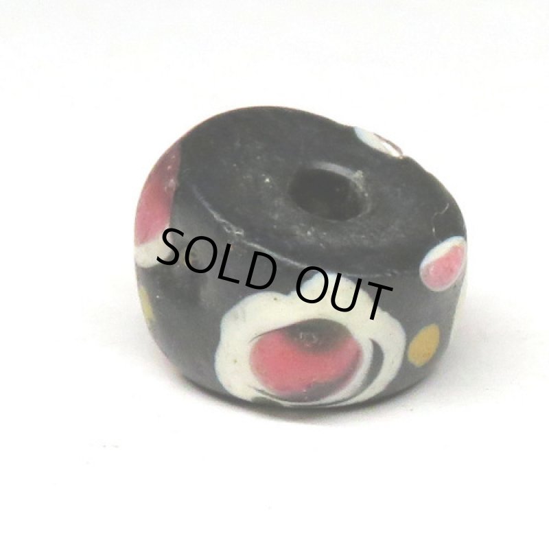 黒のファンシーアイ