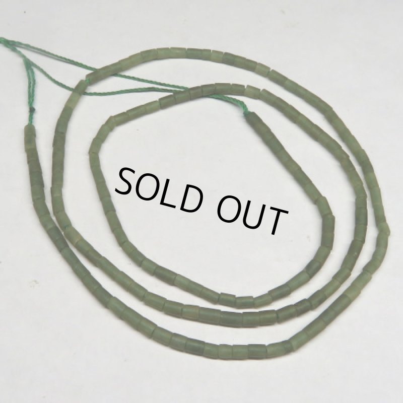 Serpentine 蛇紋石 グリーン細連