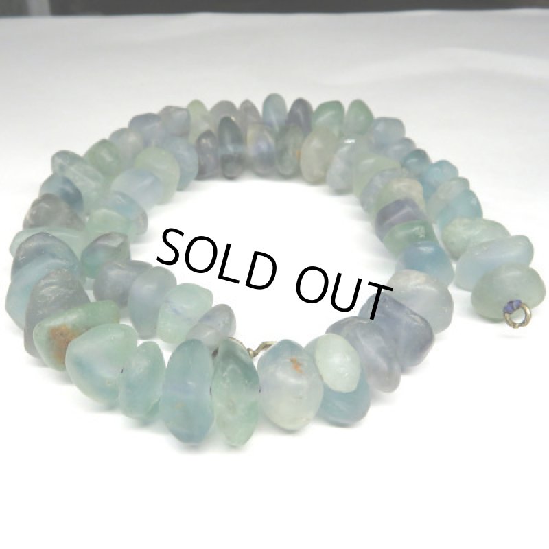 Fluorite　フローライト大粒ラフカット連　