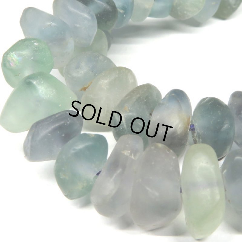 Fluorite　フローライト大粒ラフカット連　