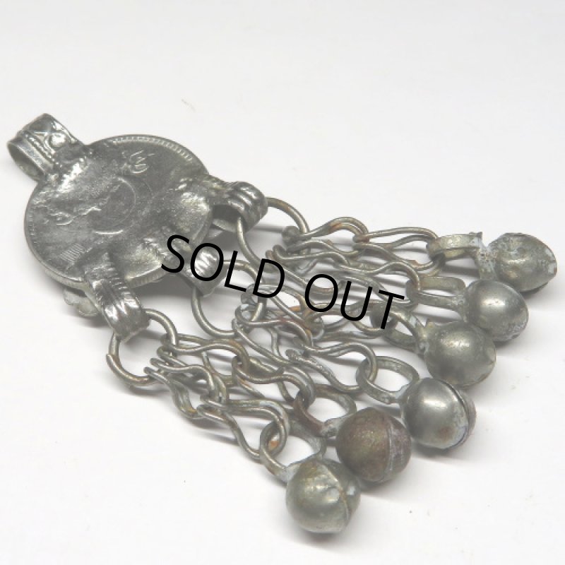 アフガニスタン金属