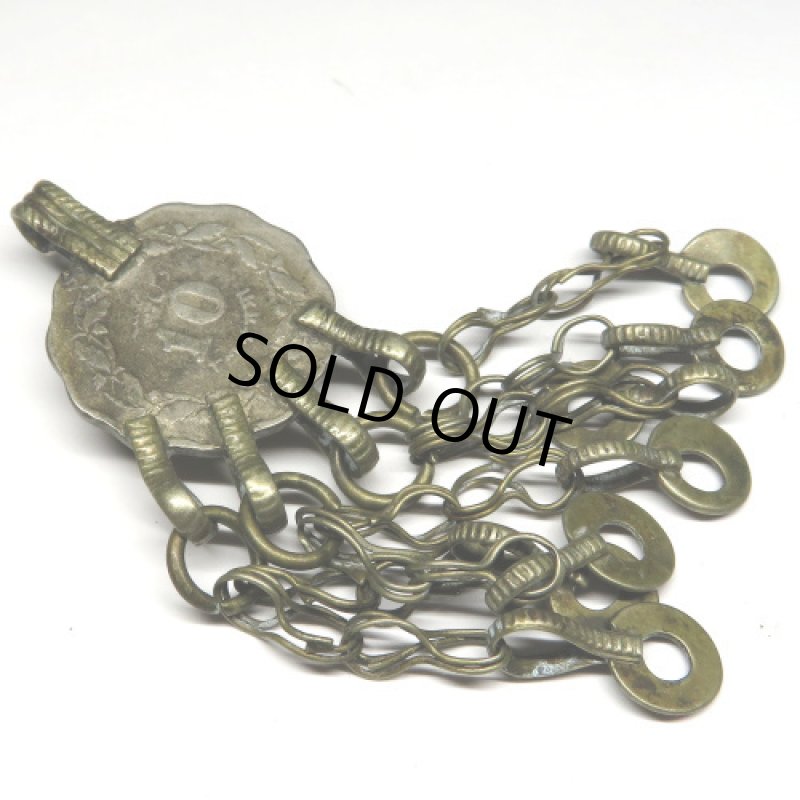 アフガニスタン金属