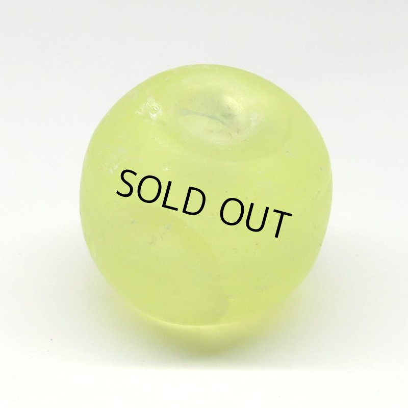 ウランガラス丸玉