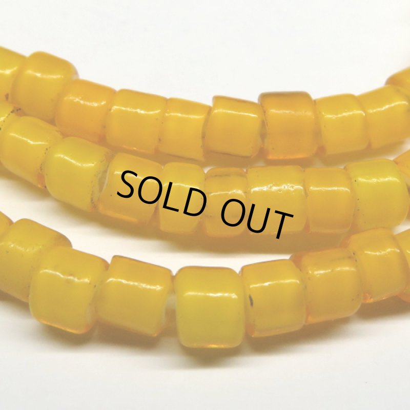 山吹色チューブ型ホワイトハーツ連