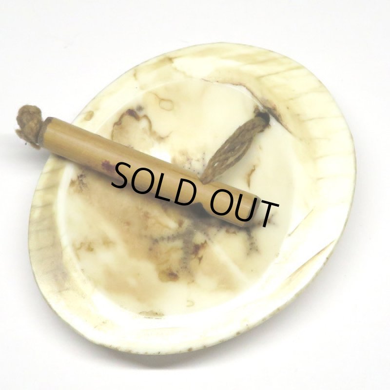 ナガ族伝世　貝の耳飾り