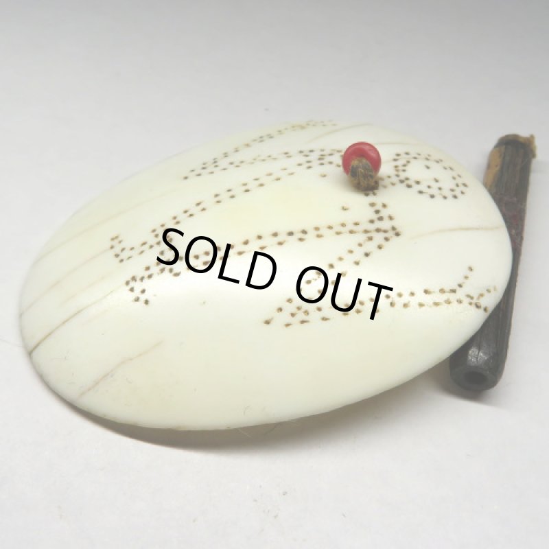 ナガ族伝世 貝の耳飾り