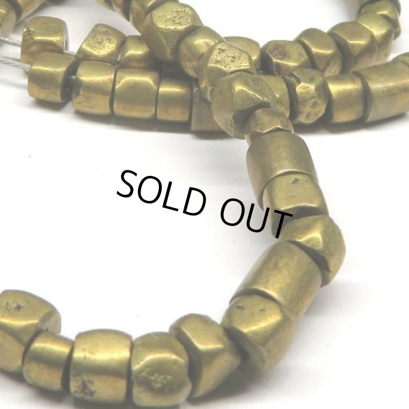 アフリカ真鍮ビーズ　短連