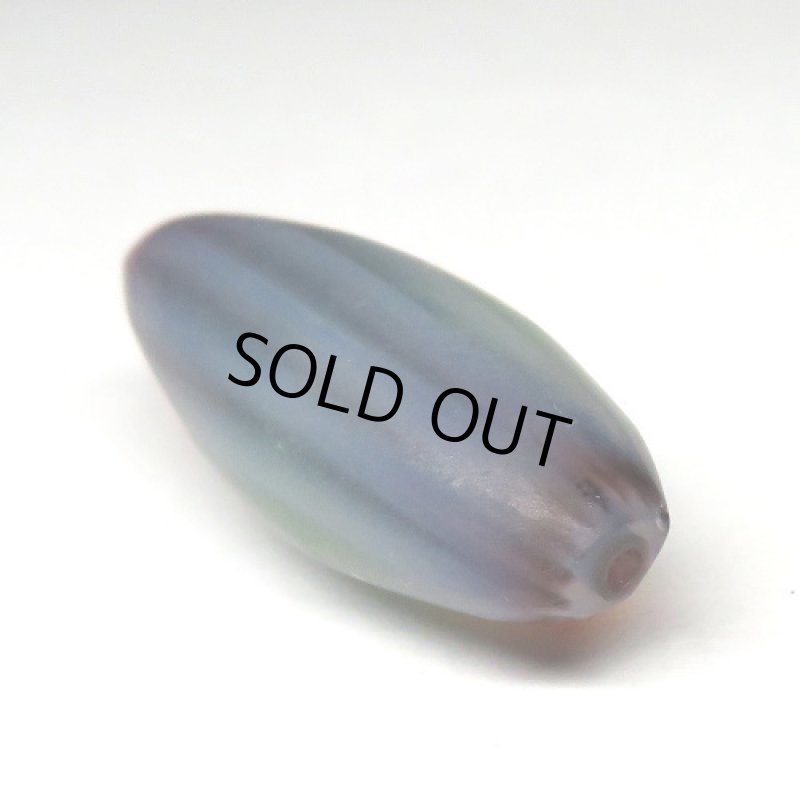 ルイジ・カテラン作　オパール乳白シェブロン