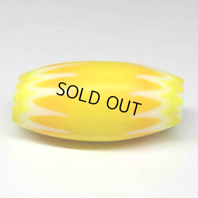 ダリオ・コスタティーニ作　イエローシェブロン