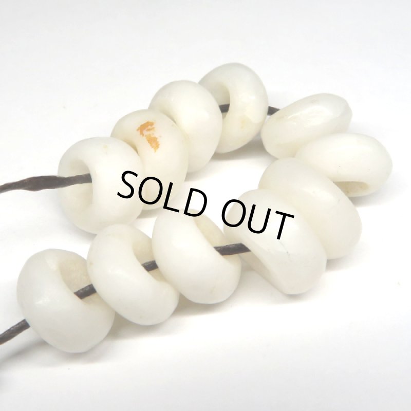 ジュンネ発掘古代乳白水晶ディスク型 短連