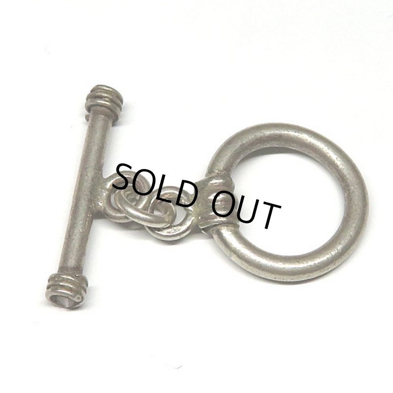 カレンシルバー留め具