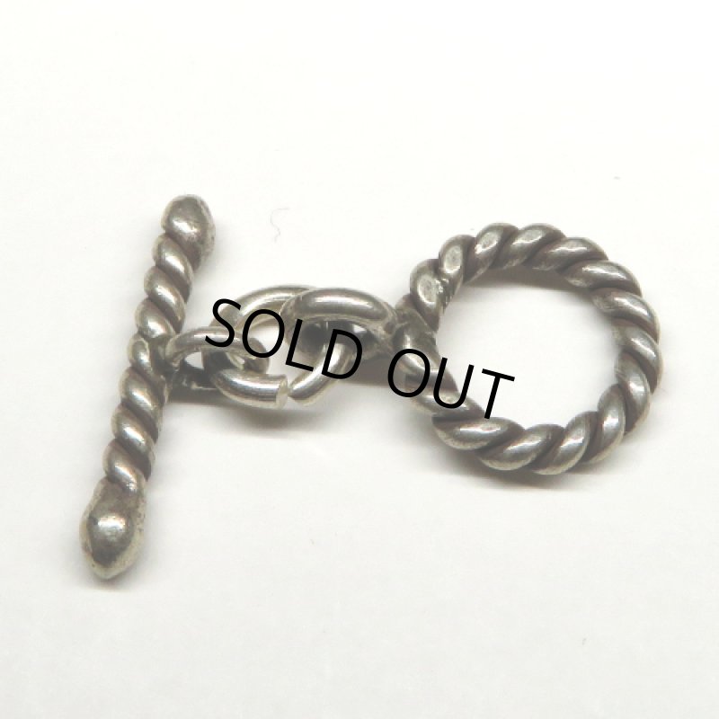 カレンシルバー留め具