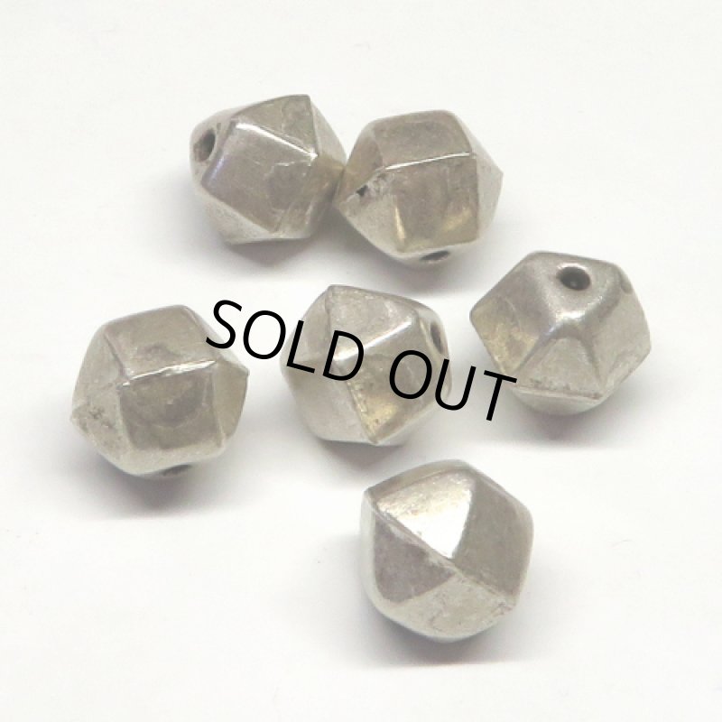 シルバービーズ